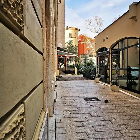 Апартаменты Divinity's Reach - The Upper