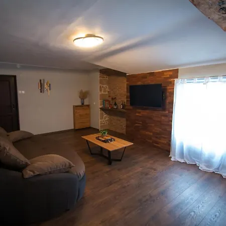 Divinity's Reach - The Upper Apartmán *