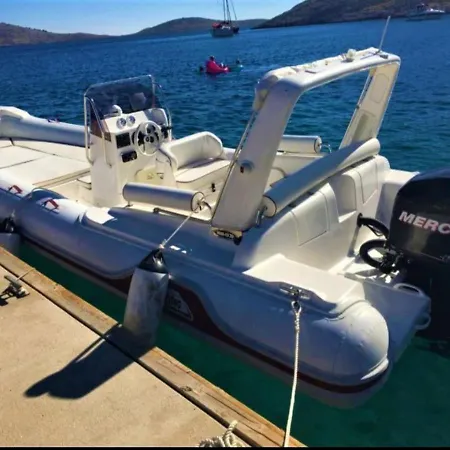 Daire Divinity's Reach - The Upper